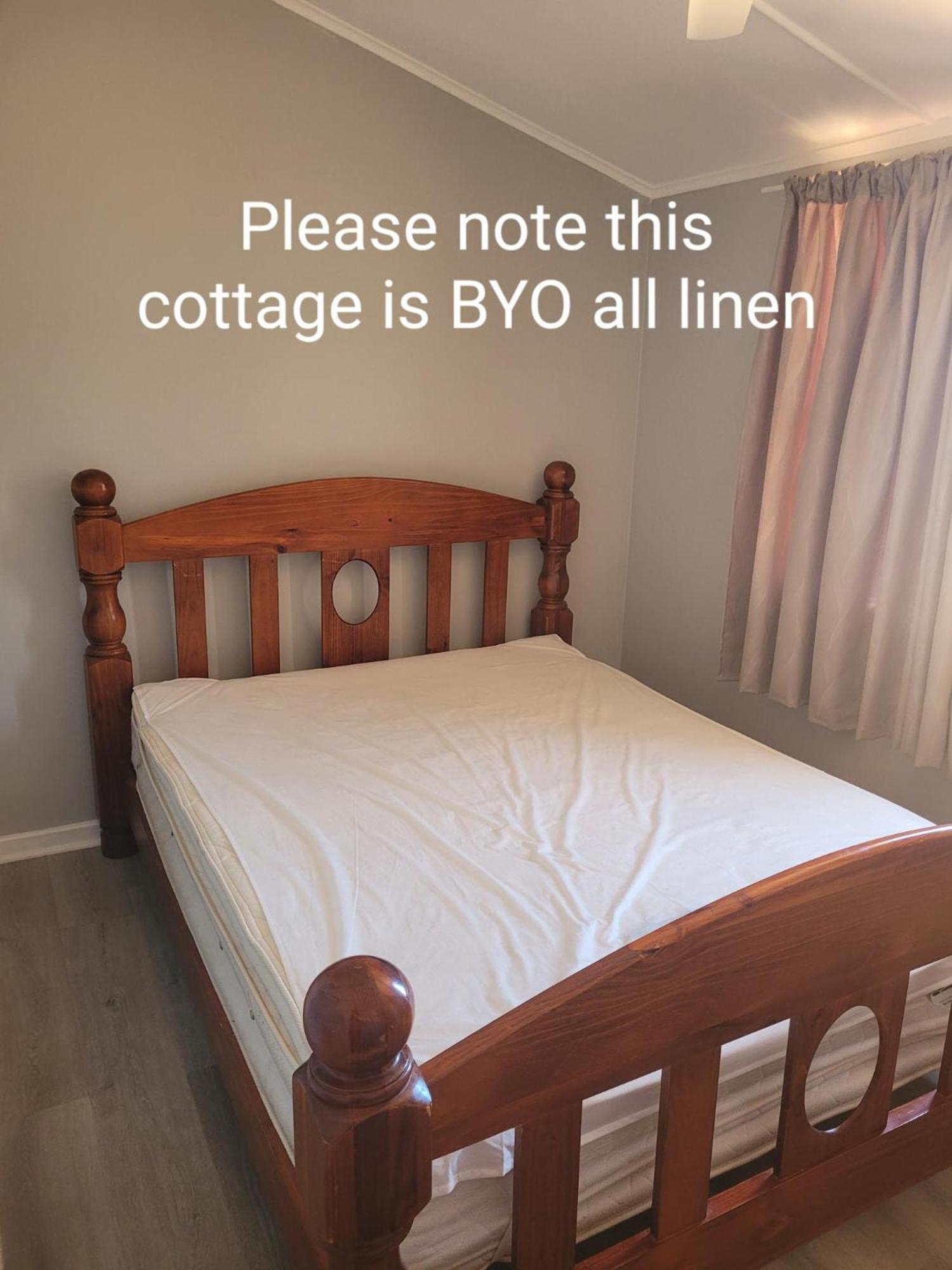 Brockman Cottage Denham Buitenkant foto